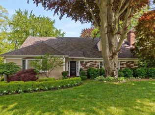 9 Anpell Dr, Scarsdale, NY 10583