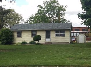 210 N Webster St, Catlin, IL 61817