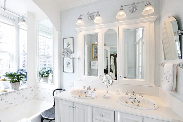 Sold by Stribling | media 1