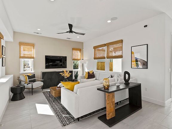 Greenway Residence 1 - Living