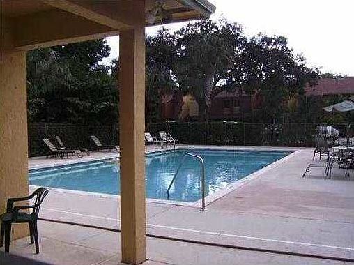 2nd image of 300 City View Dr
