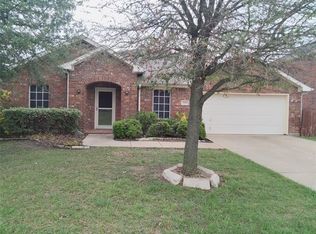 2005 Songbird Dr, Forney, TX 75126