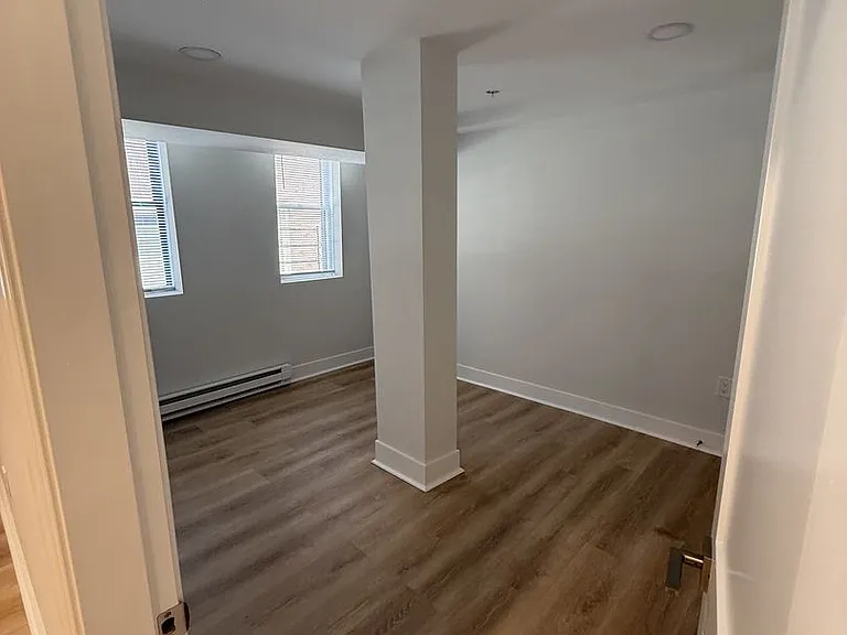 11 Queensberry St #2B — Photo 8