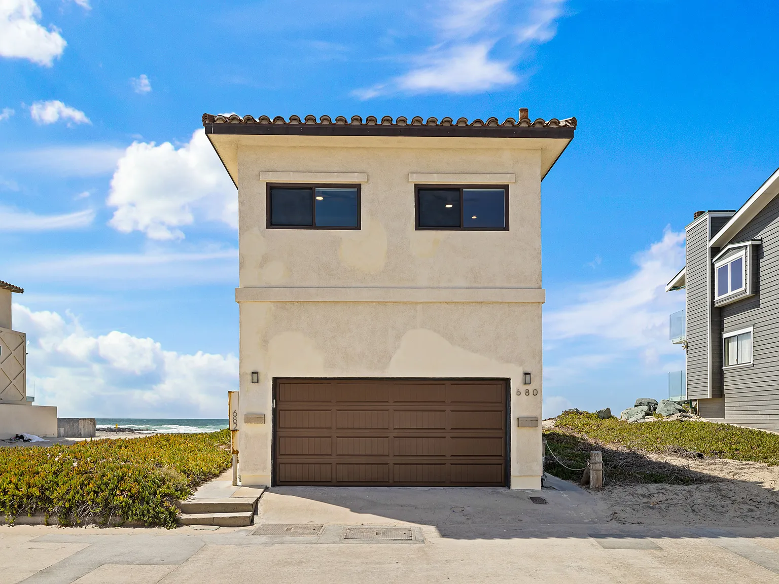 2 bed, 950 sqft, $4,500 — Photo 2