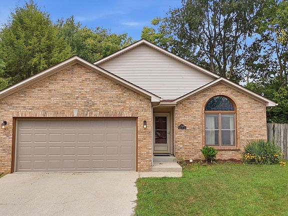 2nd image of 2940 Masters View Rd