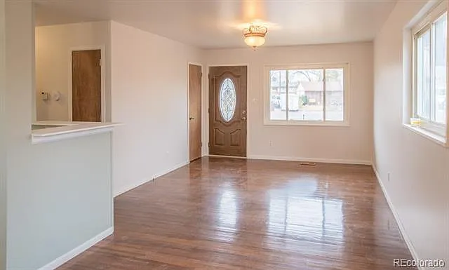 3 bed, 925 sqft, $1,800 — Photo 4