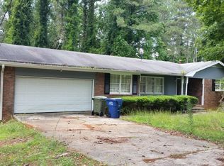 4422 Lakeridge Cir SW, Atlanta, GA 30331