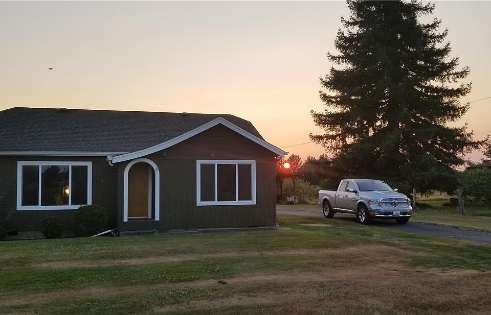 1st image of 5008 62nd Ave E