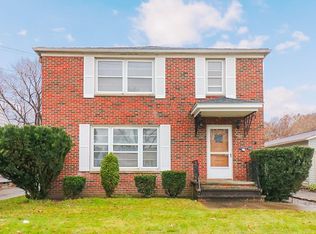 12900 McCracken Rd, Garfield Heights, OH 44125