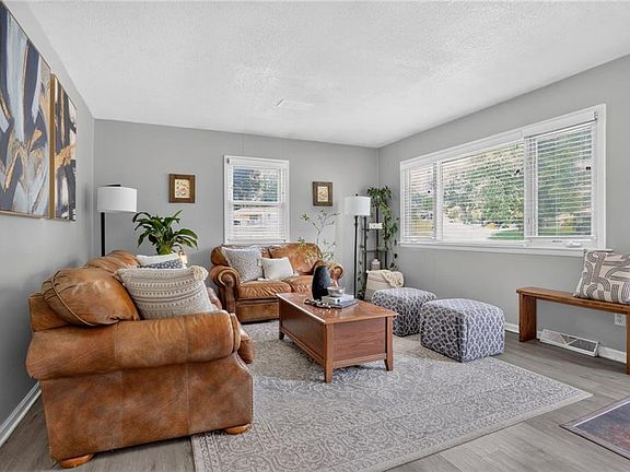 3rd image of 7031 Edith Ave