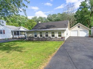 376 Ballston Rd, Glenville, NY 12302