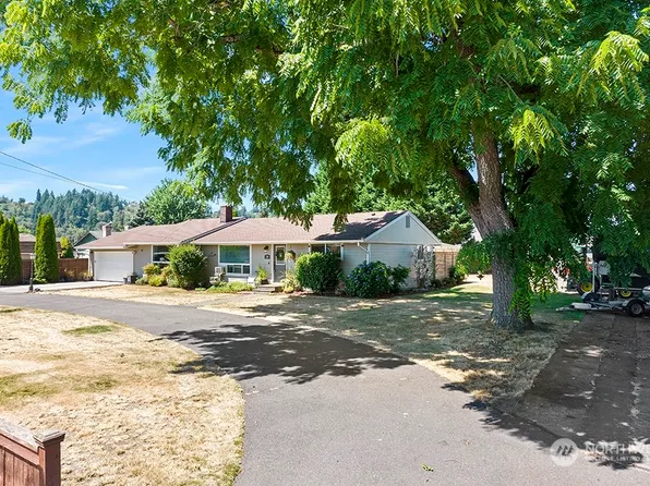 124 2nd Avenue SW, Pacific, WA 98047