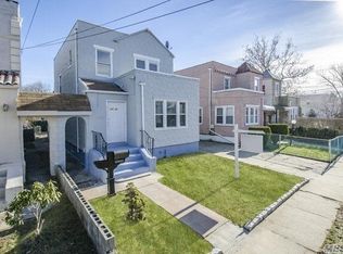 13553 234th St, Rosedale, NY 11422