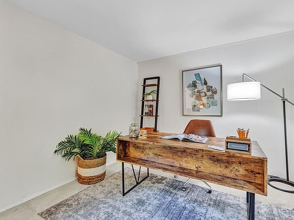 4th image of 271 Antigua Way