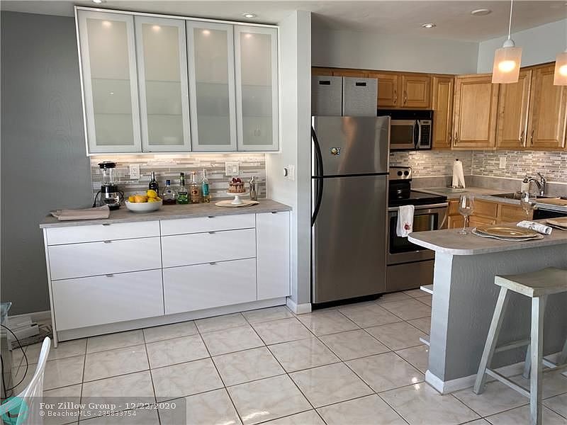 1st image of 4051 NE 13th Ave APT 77