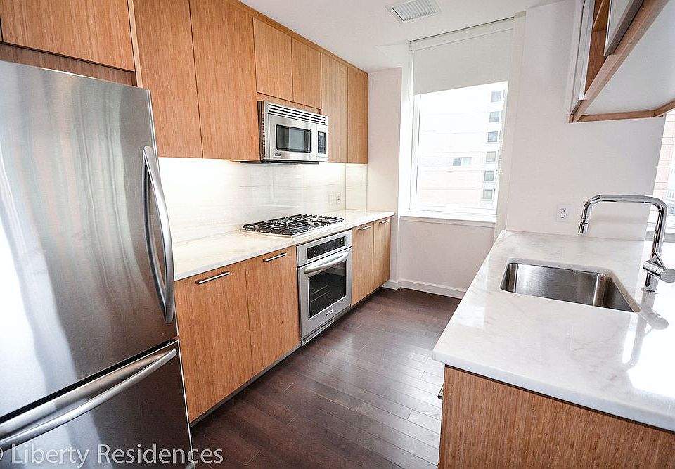 1st image of 200 E End Ave APT 8A