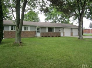 4393 S Eleven Mile Rd, Auburn, MI 48611