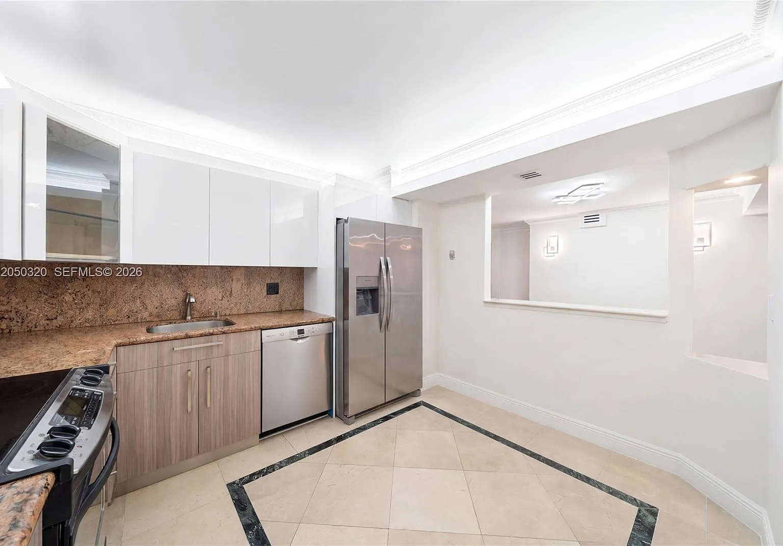 Catania Condo — Photo 3