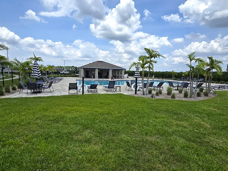 2150 Chris Dr — Photo 30