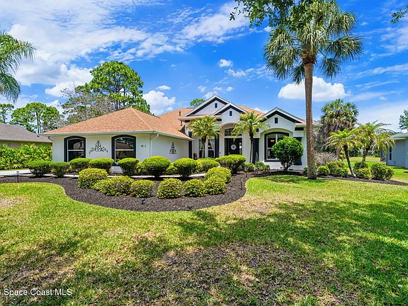2nd image of 1831 Winding Ridge Cir SE