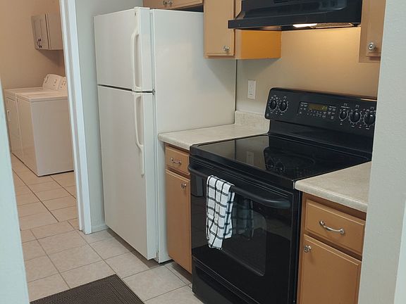 3rd image of 881 E Peppergrass Ln