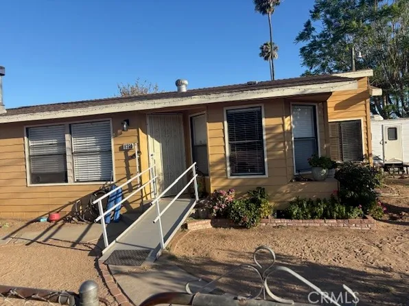 8350 40th St, Riverside, CA 92509