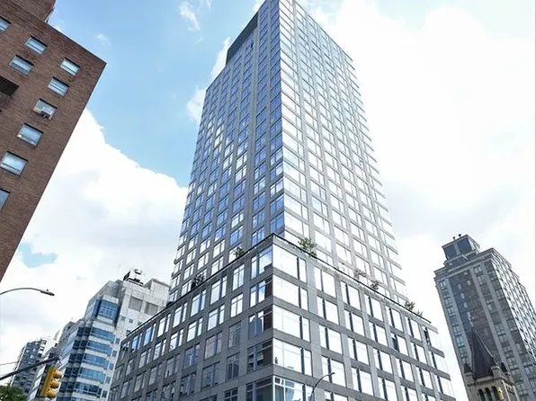 400 East 67th Street 7G image 17 of 17