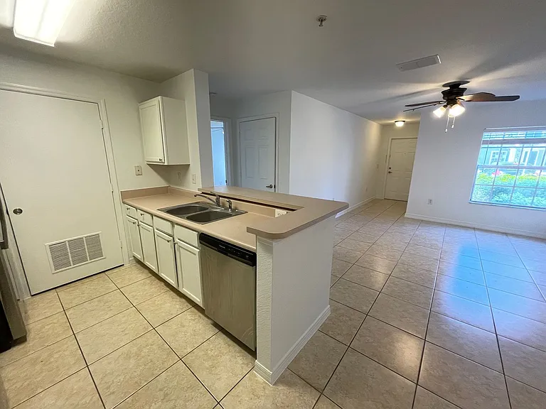 14880 Pleasant Bay Ln #2105 — Photo 3