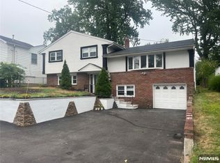 466 New Bridge Rd, Bergenfield, NJ 07621