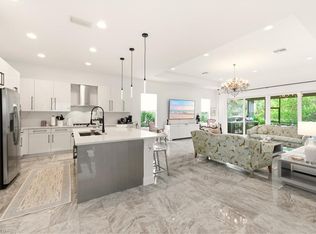 11899 Gardenia Ave, Naples, FL 34120