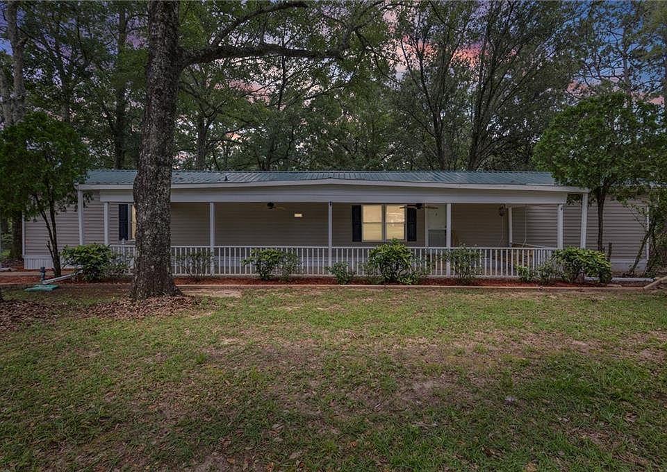 1st image of 8675 Hunters Pointe Dr N