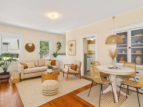 31 Thurston St APT 6, Somerville, MA 02145