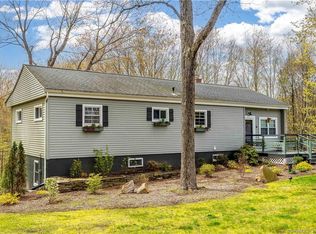 36 Cedar Swamp Rd, Tolland, CT 06084