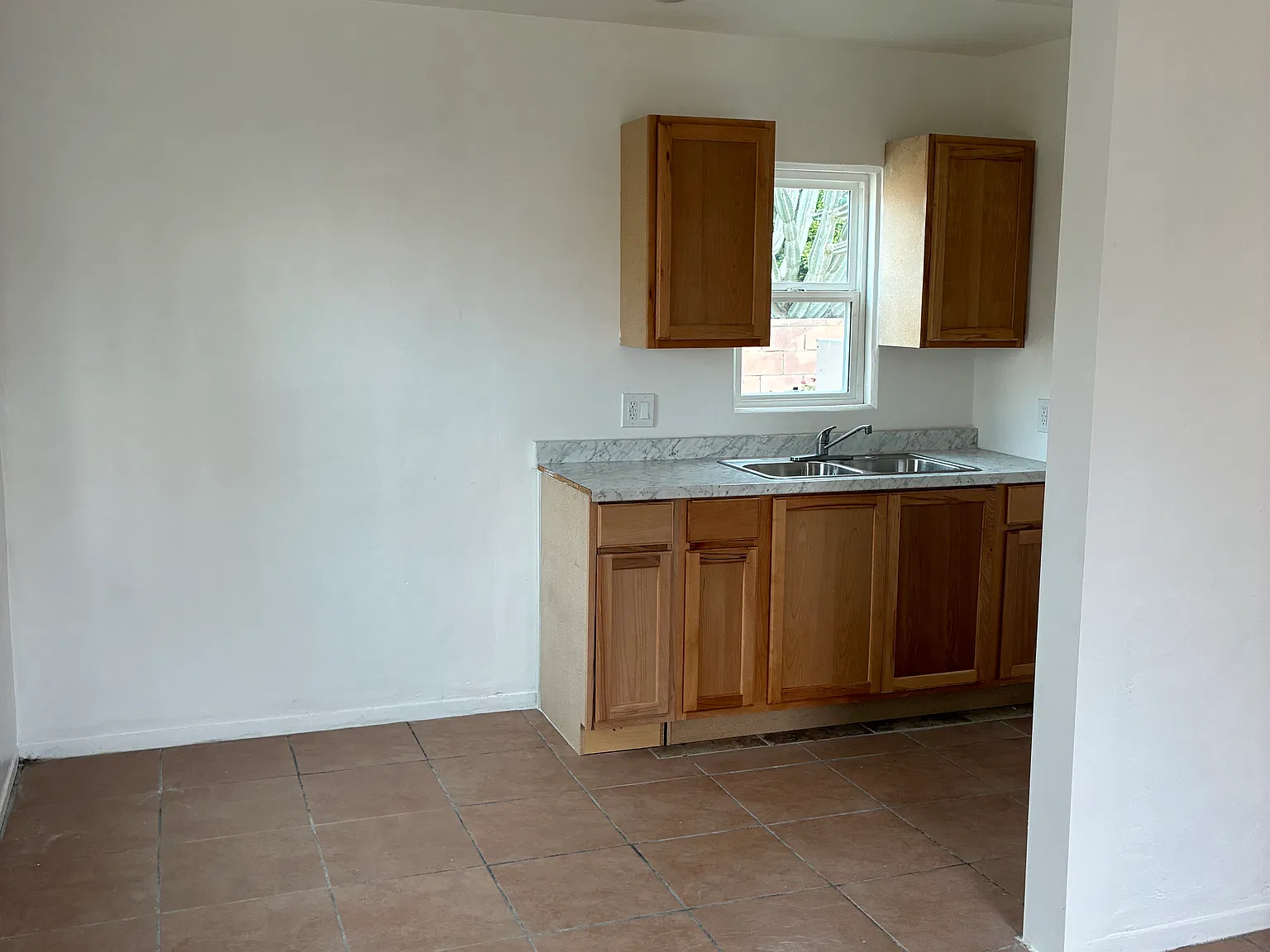 1 bed, 800 sqft, $1,675 — Photo 2