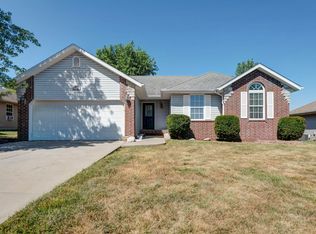 719 S Brecklyn Rd, Springfield, MO 65802
