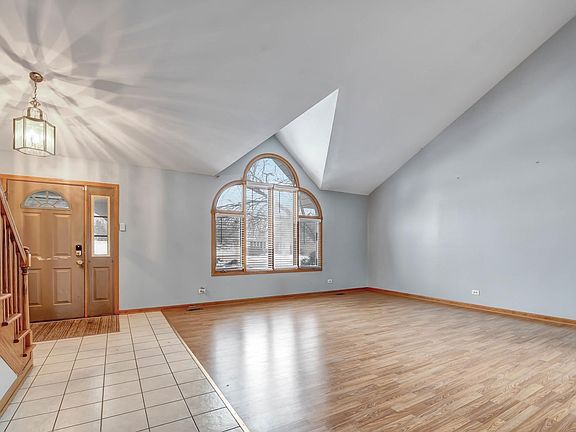 4th image of 15600 Calypso Ln
