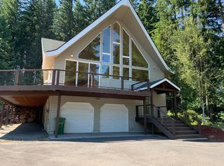 311 Waukeena Way, Cottage Grove, OR 97424