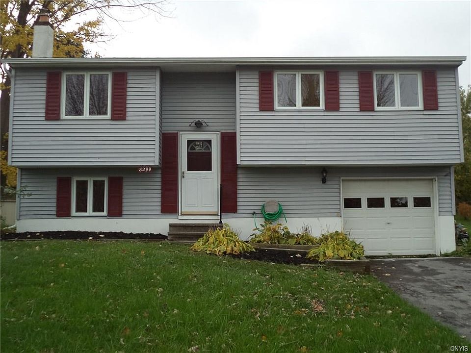 1st image of 8299 Carnation Dr