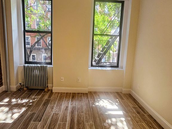 3rd image of 317 E 83rd St Suite 2FE
