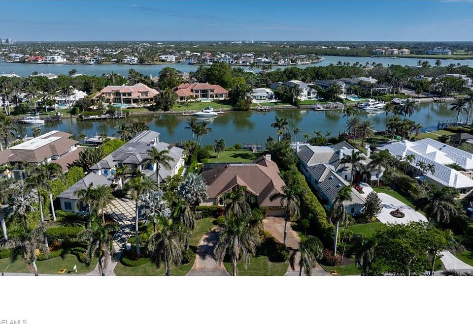 1st image of 1013 Spyglass LN