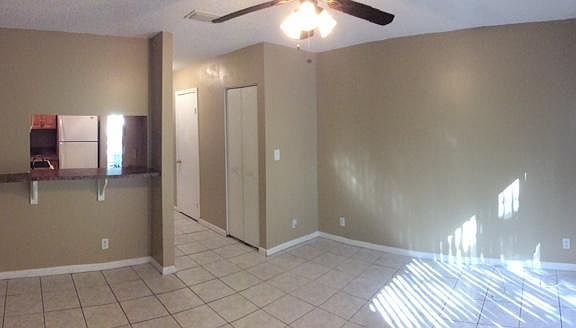 3rd image of 9290 NW 40th St