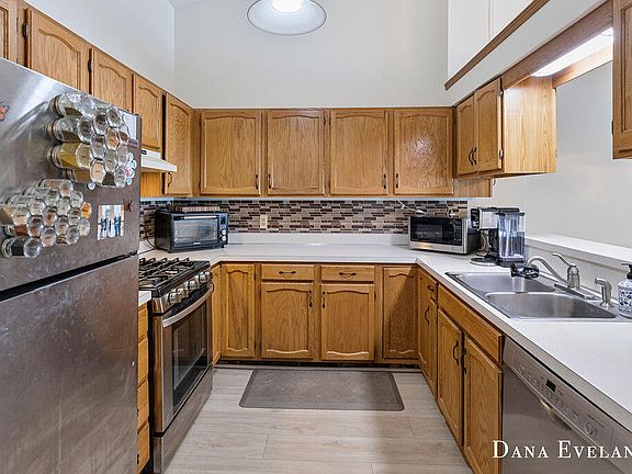 3rd image of 2557 Bridgeport Ln SE #54
