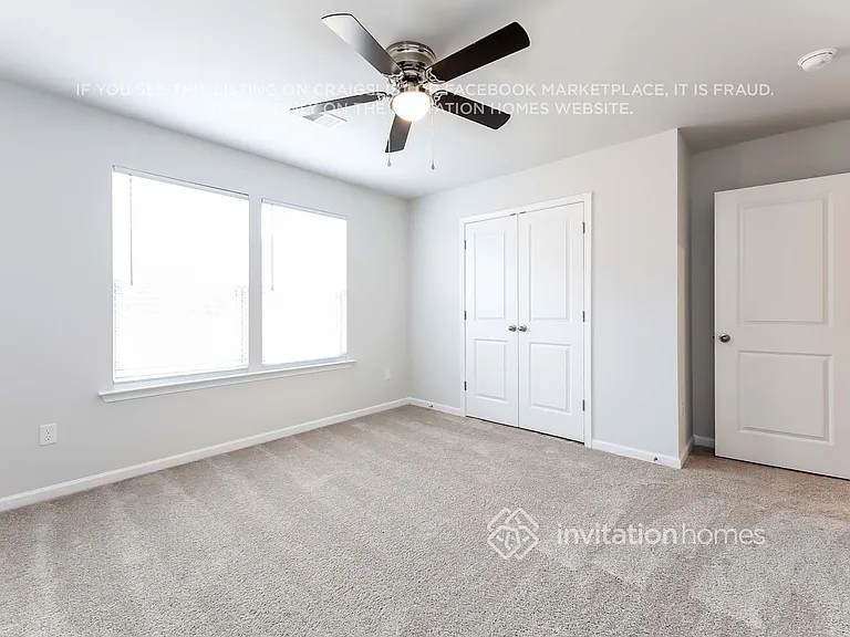 3976 Zepelin Way — Photo 13