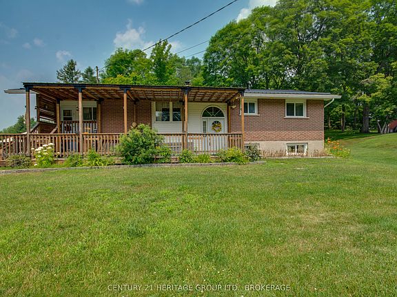 2nd image of 4309 Maple Dr