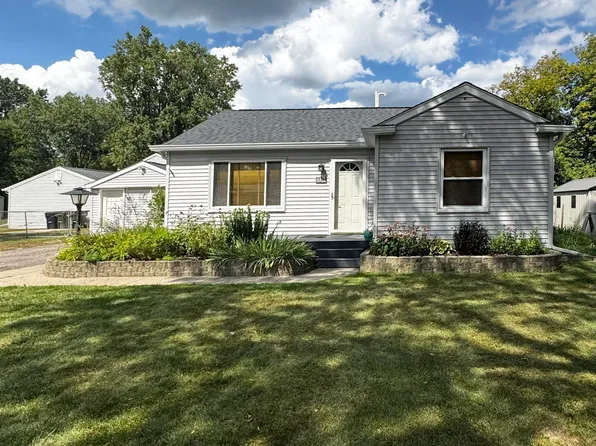 6161 Cotter Ave, Sterling Heights, MI 48314