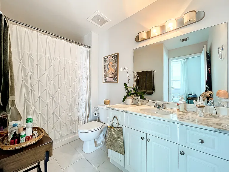 234 NE 3rd St #1901 — Photo 5