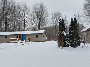 11774 Middle Rd, East Springfield, PA 16411