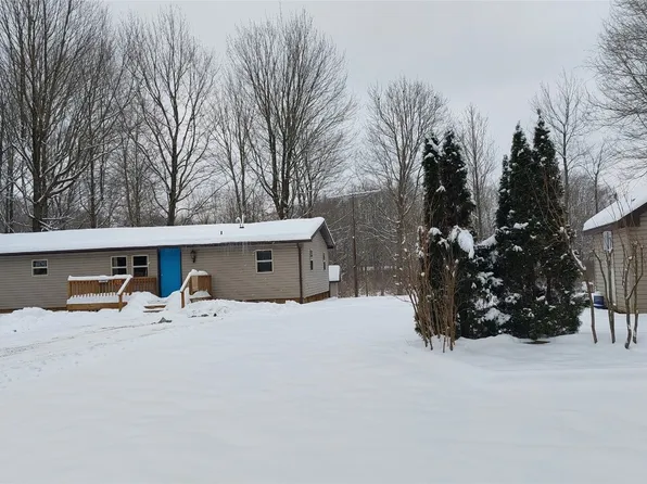 11774 Middle Rd, East Springfield, PA 16411