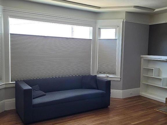 3rd image of 149 Morse St