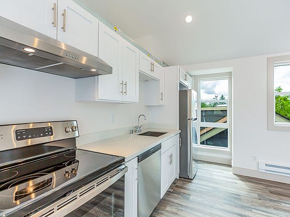 5th image of 4216 S Bozeman St #C